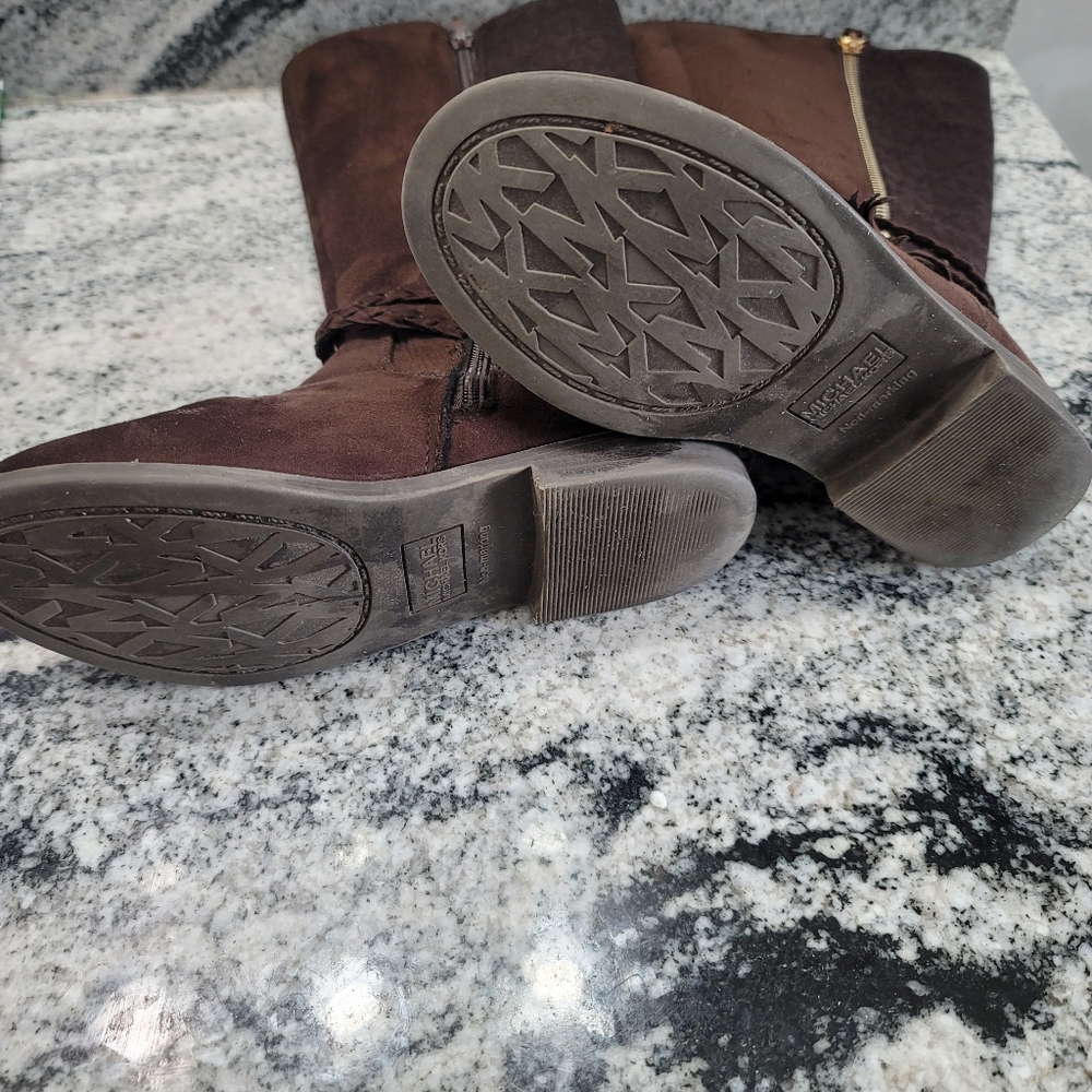 Micheal Kors Finley 3 Chocolate Brown Boots - Picture 13 of 14